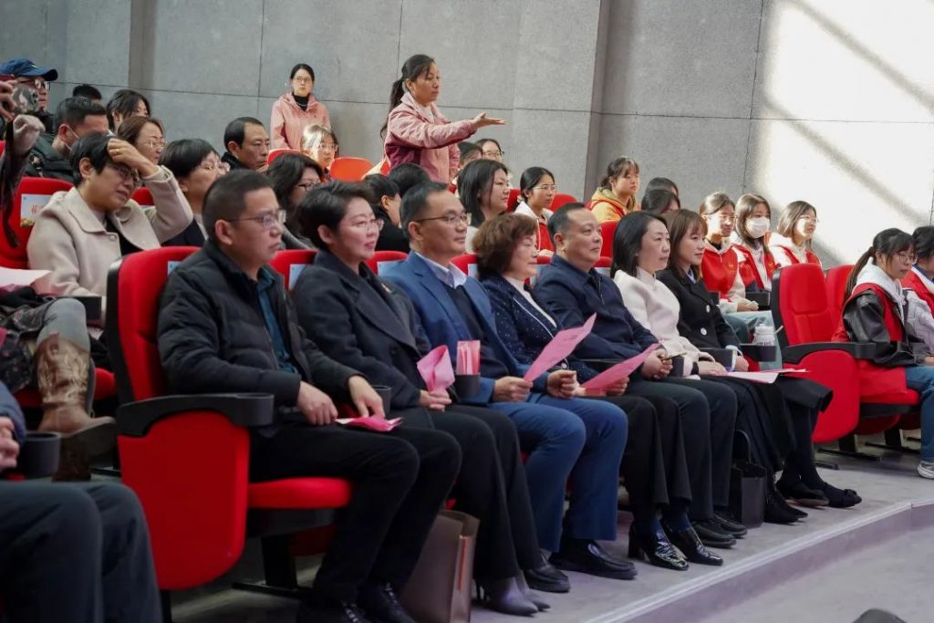 康明納要聞丨龍淑珊總經(jīng)理參加“共享陽光 共創(chuàng)未來”第33個國際殘疾人日主題活動